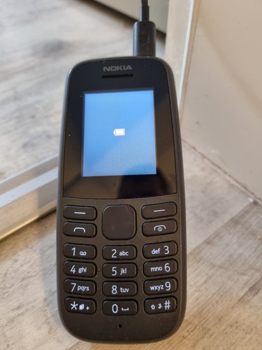 Cellulare ricambio - cellulare, •